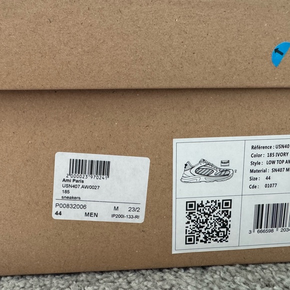 AMI Paris White Athletic Shoes Breathable Mesh Design - Picture 9 of 9